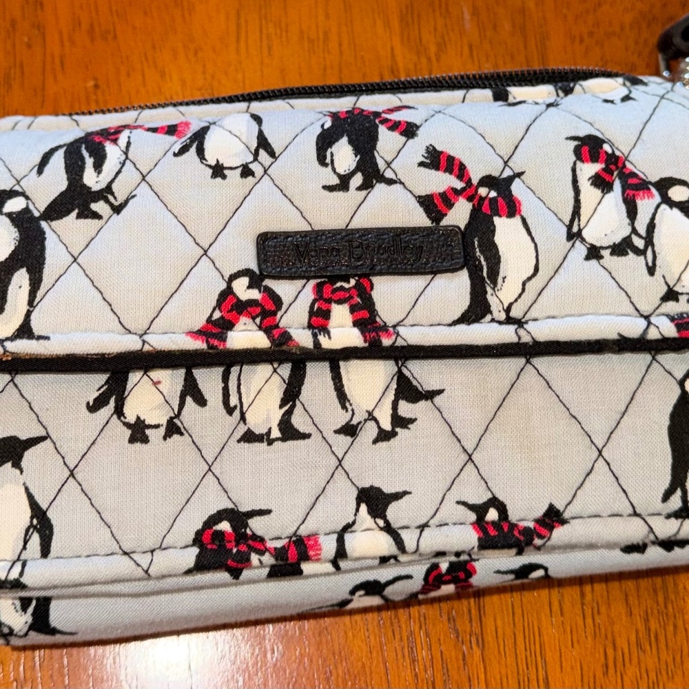 Vera Bradley Crossbody wallet Playful Penguins
